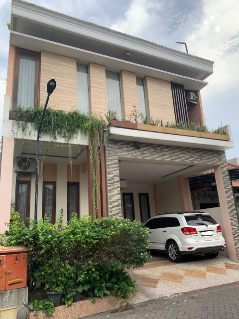 Dijual Rumah Royal Ketintang